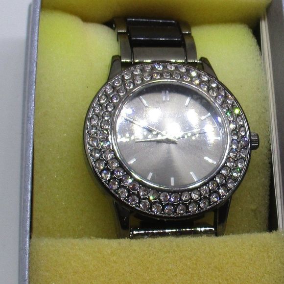 STRADA Watch Austrian Crystal Black Band - Picture 2 of 4